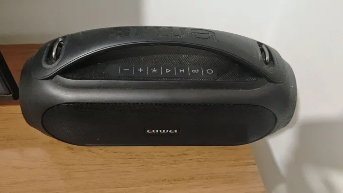 Caixa de som aiwa