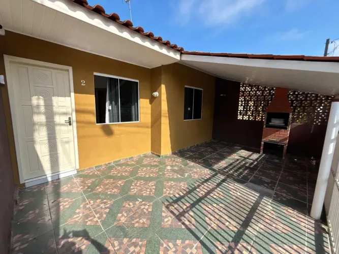 Casa com 2 quartos á venda no balneário Gaivotas