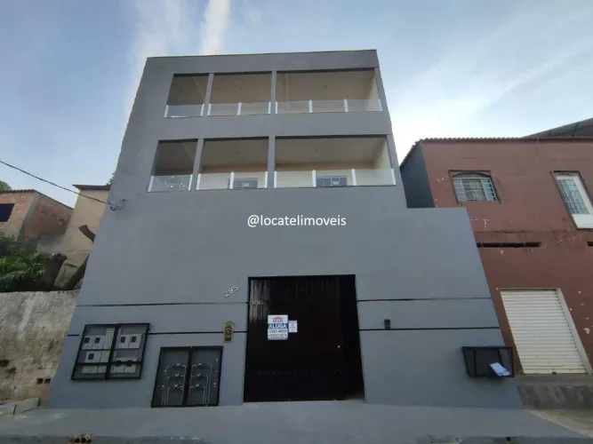 Apartamento com área privativa para locação de 02 quartos localizado no bairro Bonsucesso