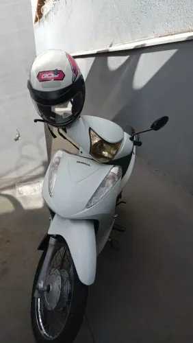 Vendo Biz única Dona.
