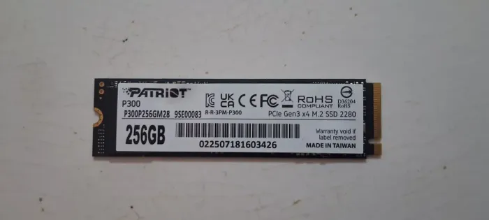 SSD NVMe 256GB Patriot 94% de saúde (Leia a descrição.)
