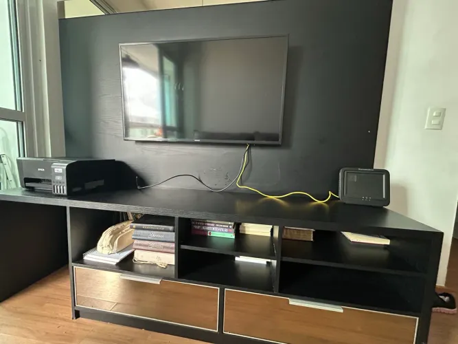 Rack com painel para TV