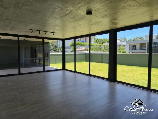 Casa à venda no condomínio Red Park, Florianópolis - com 4 suítes
