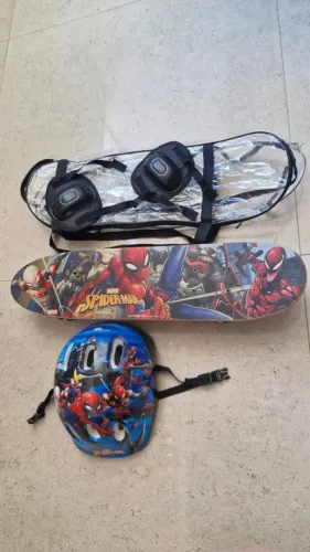 Vendo skate infantil semi-novo