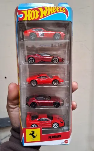 Lote de Ferrari hotwheels novo