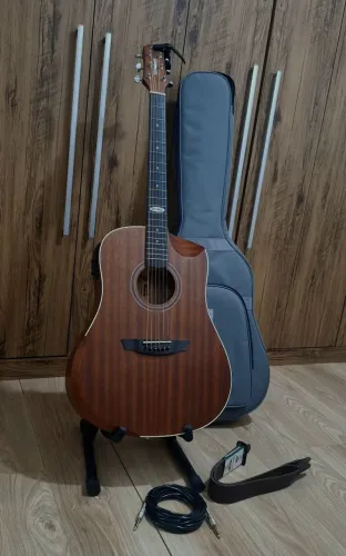 Violão Strinberg 