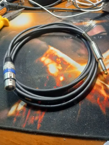 Cabo XLR Fêmea/P10 com 3 metros Profissional