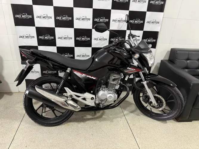 Vendo fan 160 2019 emplacada conservada!