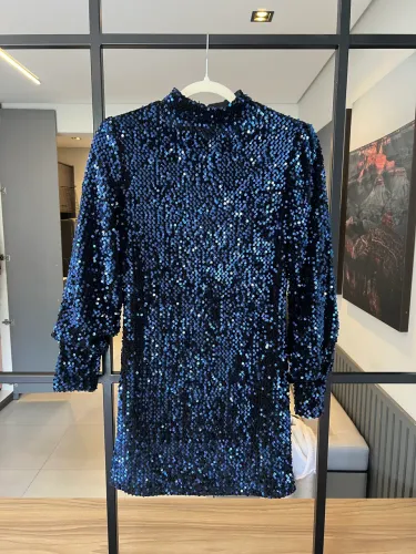 Desapego: Vestido em Paetê de inverno, Tam P/PP