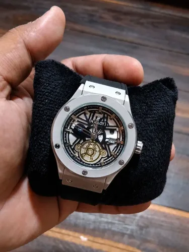 Relógio hublot linha premium