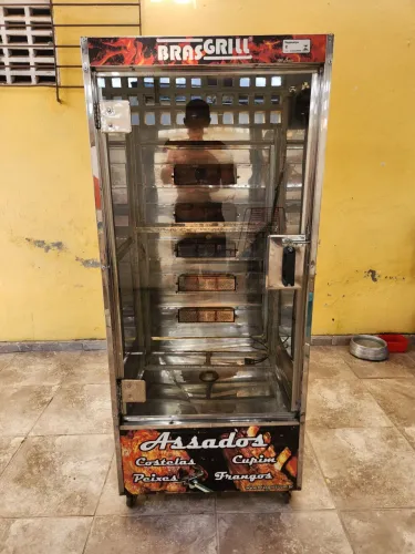 Máquina de assar frangos giratória 125kg carnes e fragos.