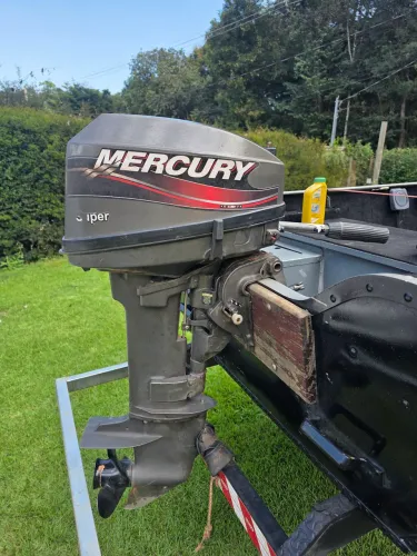 Mercury 15hp 2T Americano cinza