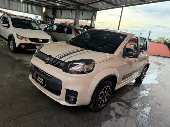 Fiat Uno Sporting Dualogic 1.4 EVO Flex 8V 4P 2015