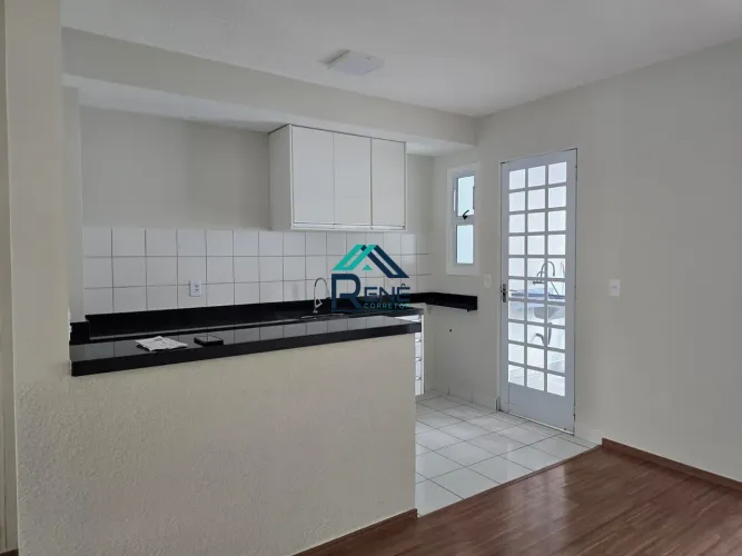 Casa à Venda em Villa Flora Hortolândia com 2 Quartos, Preço de Oportunidade!!