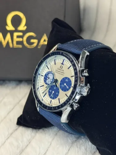 RELÓGIO O.M.E.G.A. SPEEDMASTER SNOOPY - LINHA PREMIUM.