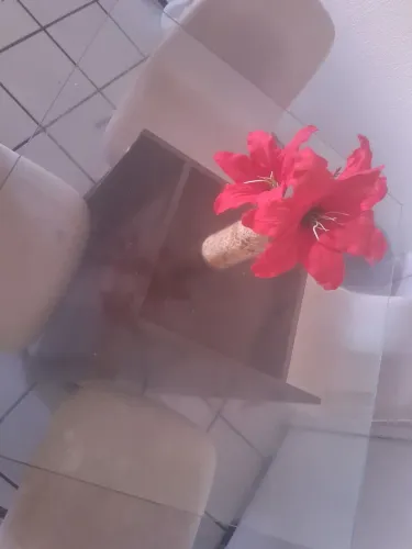 Mesa quatro cadeiras