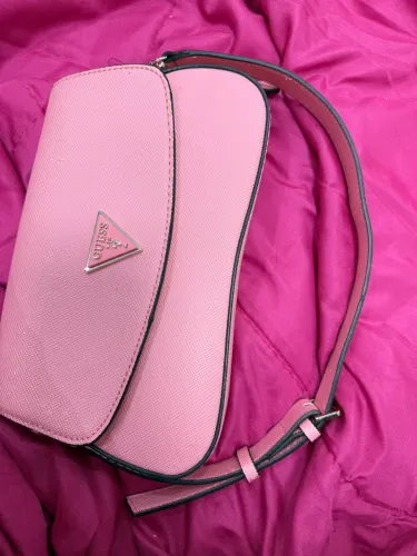 Bolsa Guess rosa- preço caiu ! 