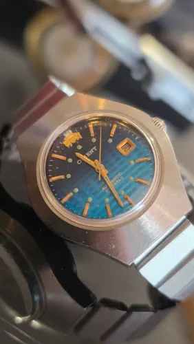 Raro relógio feminino Orient 1970 calibre 4970 original mostrador Grid Dial Azul Turquesa