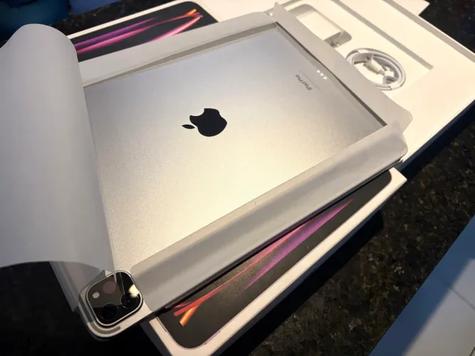 iPad Pro M2 ( 13 polegadas)