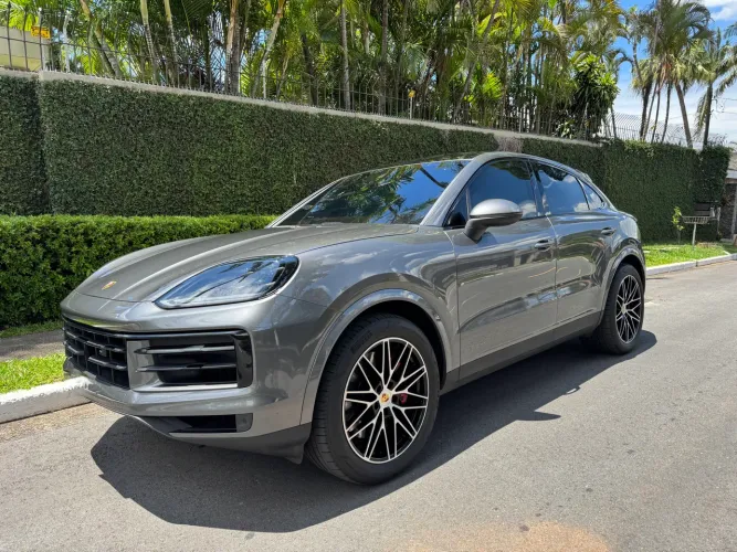 Porsche Cayenne S Coupe 4.0 V8 474cv 2024