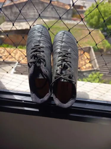 Chuteira society umbro