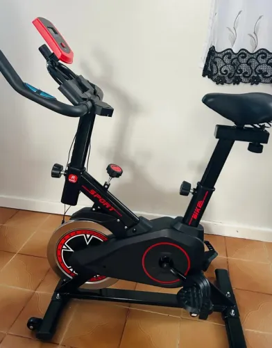 Bicicleta Bike Ergometrica Spinning Profissional Portátil Rodinhas 150kg