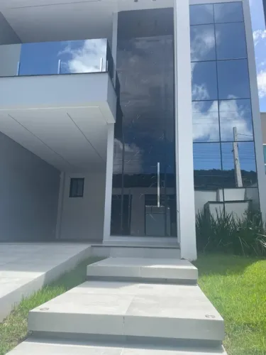 Sobrado Moderno Pele Vidro Ressacada 3 quartos sendo uma suíte