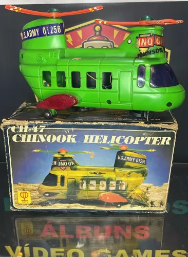 Helicóptero Chinook Esmon Toys anos 80