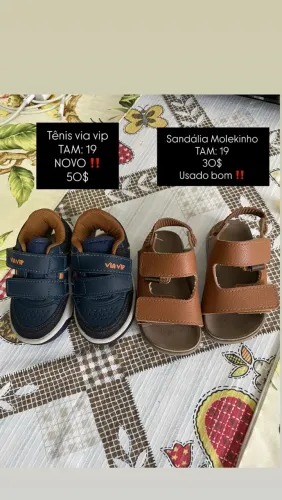 Roupinhas de bebê entre outros itens