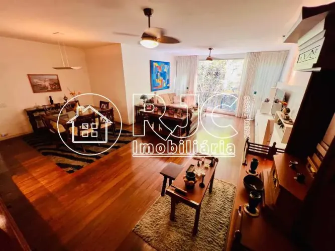 Apartamento : Padrão / Residencial / Tijuca