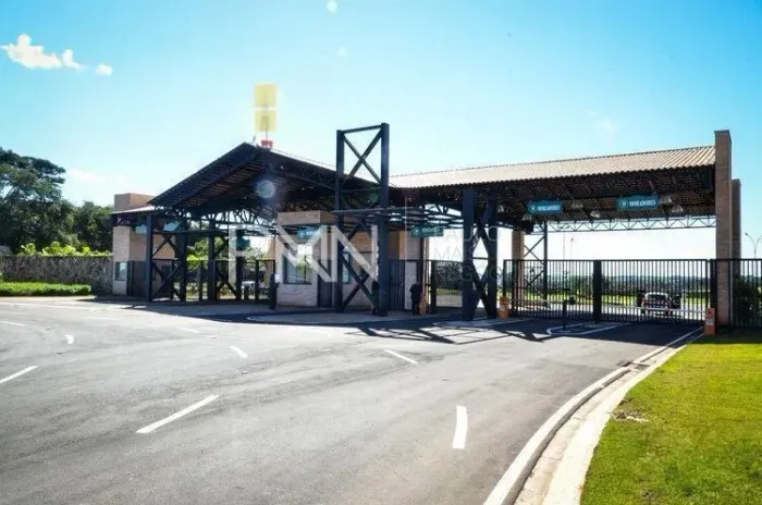 Terreno à venda Haras Patente, com 850 m², Jaguariuna SP