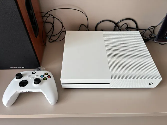 Xbox One 500 GB - Branco