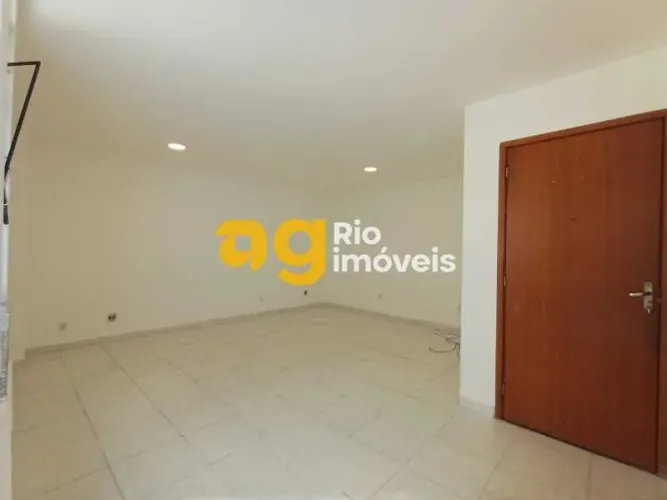 Sala : / Comercial / Vila Valqueire