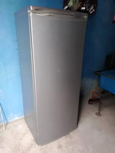 Geladeira com defeito