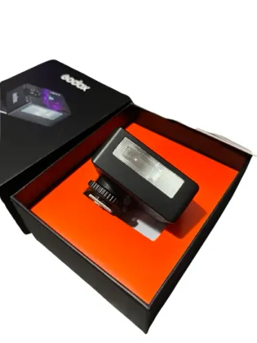 flash godox im30 mini + difusores coloridos | seminovo