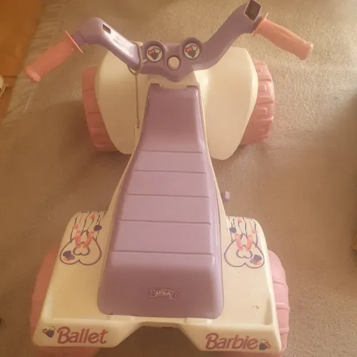 Motocicleta elétrica infantil feminina.