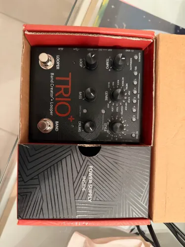 Pedal DigiTech Trio+ (Band Creator + Looper) - Estado de Zero!