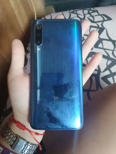 Xiaomi Mi 9 6GB RAM / 64GB