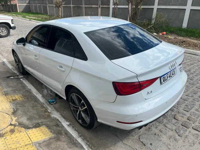 Audi A3 Sedan 1.4 TFSI Flex Tiptronic 4P 2016