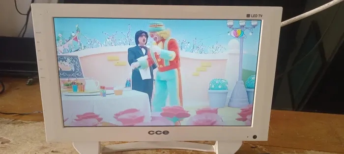 Tv cce