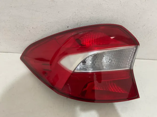 Lanterna Traseira Ford Ka Sedan 2019 2020 2021 2022  Lado Esquerdo (Paralela) 