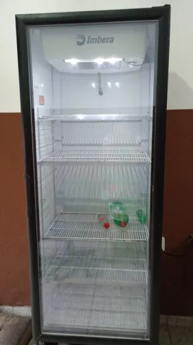 Vendo Freezer Semi novo