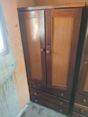 VENDO GUARDA ROUPA