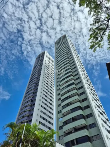 Apartamento para venda possui 106 metros quadrados com 3 quartos em Boa Viagem - Recife -