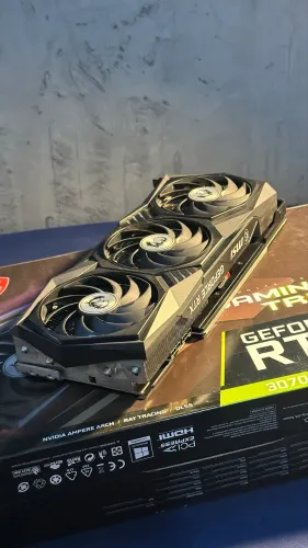 Placa de vídeo MSI RTX 3070 Gaming Z Trio 