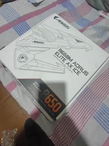 B650m Aorus Elite AX ice