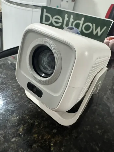 Vendo Projetor Beltdow AC1066
