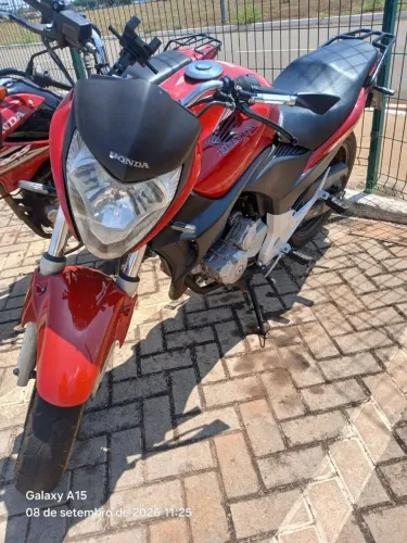 Vendo ou troco CB300R