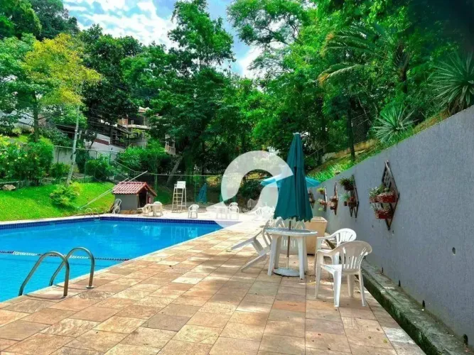 Casa com 3 dormitórios à venda, 223 m² por R$ 1.180.000,00 - Itaipu - Niterói/RJ