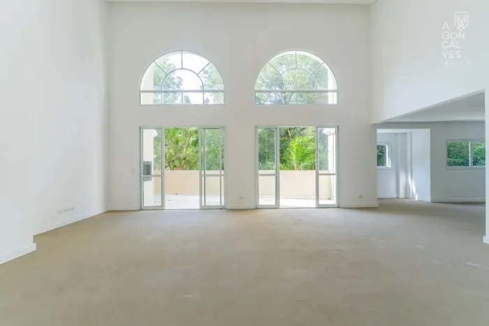 Garden Suspenso Duplex, 05 Quartos, 04 Vagas, Churrasqueira a Carvão, Mossunguê Curitiba
